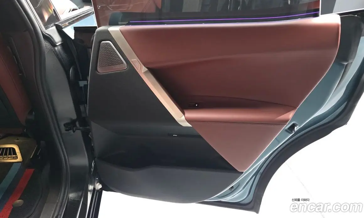 BMW iX 2023 0.3 автомат (гидро), фото 15 BMW iX 2023 0.3 автомат (гидро), фото 15