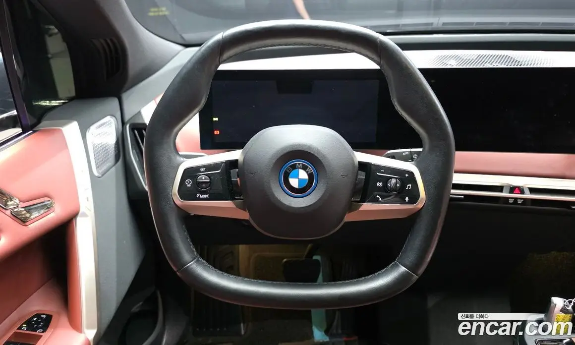 BMW iX 2023 0.3 автомат (гидро), фото 19 BMW iX 2023 0.3 автомат (гидро), фото 19