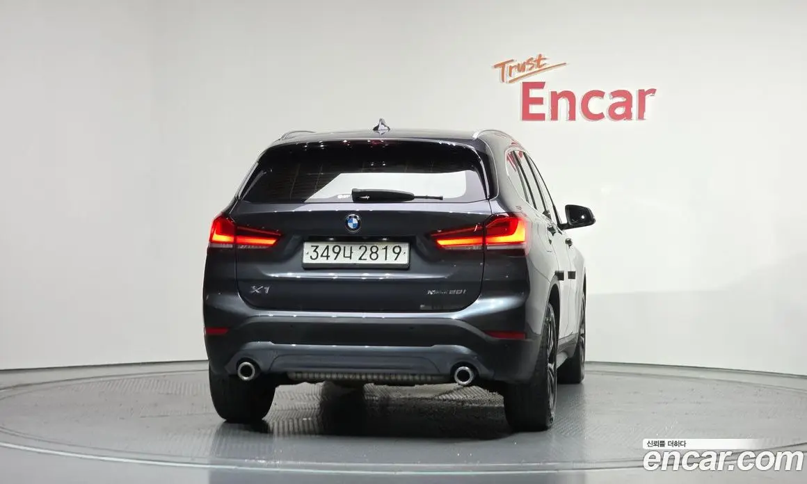 BMW X1 2020 2.0 автомат (гидро), фото 4 BMW X1 2020 2.0 автомат (гидро), фото 4