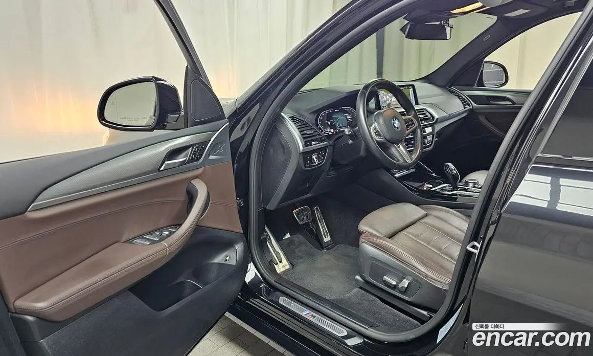 BMW X3 2021 2.0 автомат (гидро), фото 12