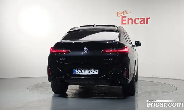 BMW X4 2025 2.0 автомат (гидро), миниатюра 4