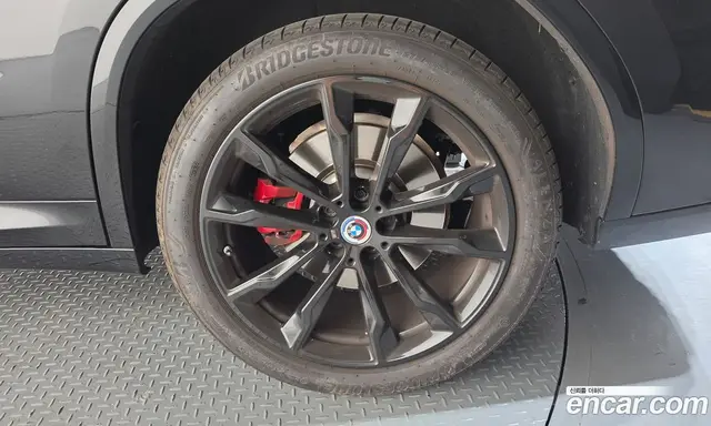 BMW X4 2025 2.0 автомат (гидро), миниатюра 7
