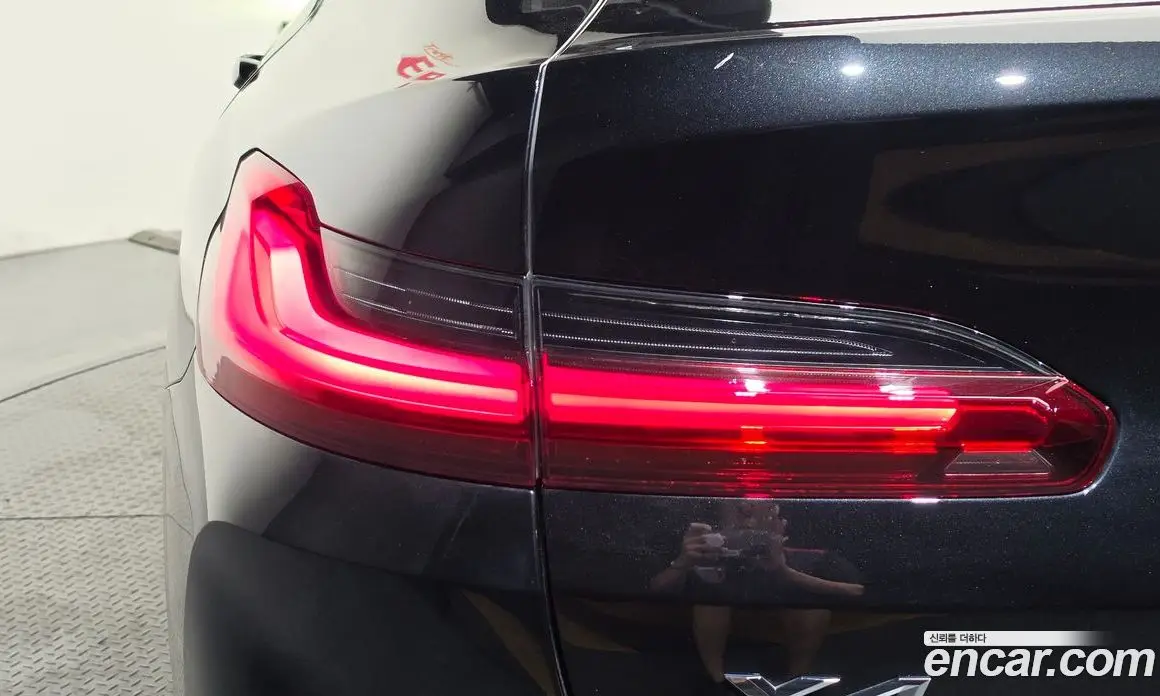 BMW X4 2025 2.0 автомат (гидро), фото 9
