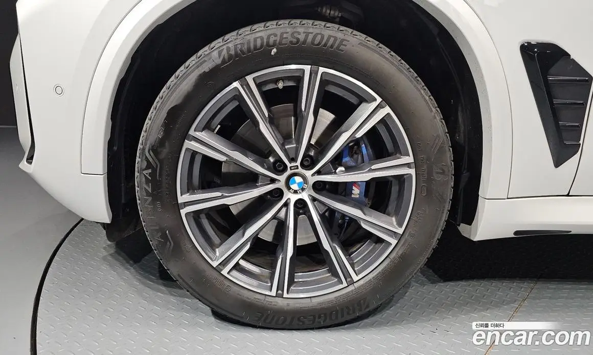 BMW X5 2024 3.0 автомат (гидро), фото 5