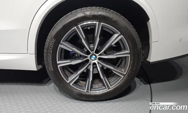 BMW X5 2024 3.0 автомат (гидро), миниатюра 7