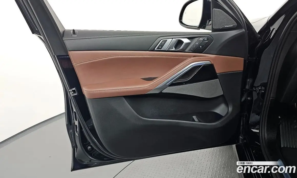 BMW X6 2025 3.0 автомат (гидро), фото 14