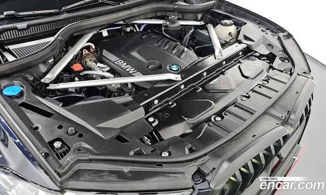 BMW X6 2025 3.0 автомат (гидро), миниатюра 6