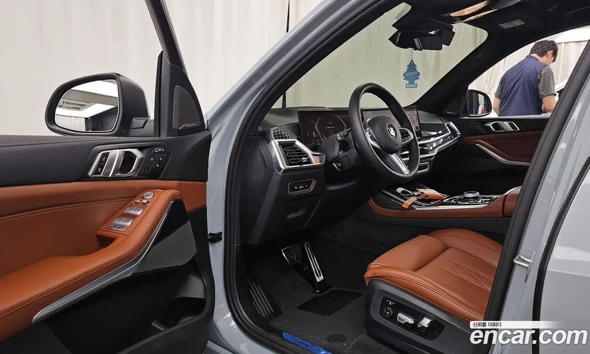 BMW X7 2024 3.0 автомат (гидро), фото 13 BMW X7 2024 3.0 автомат (гидро), фото 13
