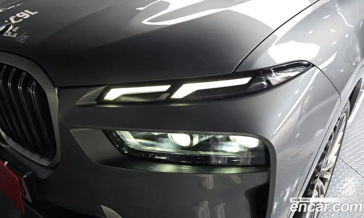 BMW X7 2024 3.0 автомат (гидро), фото 8