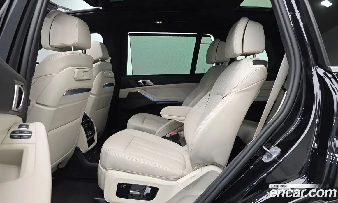 BMW X7 2025 3.0 автомат (гидро), фото 18