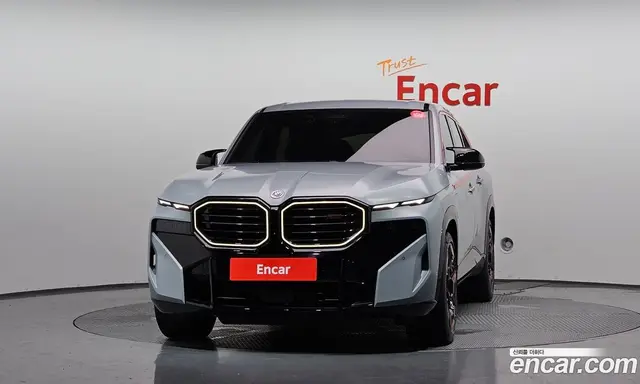 BMW XM 2024 4.4 автомат (гидро), миниатюра 3