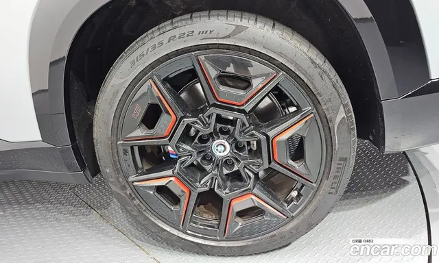 BMW XM 2024 4.4 автомат (гидро), миниатюра 7