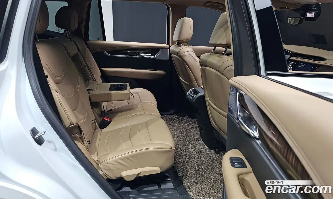 Cadillac XT6 2023 3.6 автомат (гидро), фото 17 Cadillac XT6 2023 3.6 автомат (гидро), фото 17