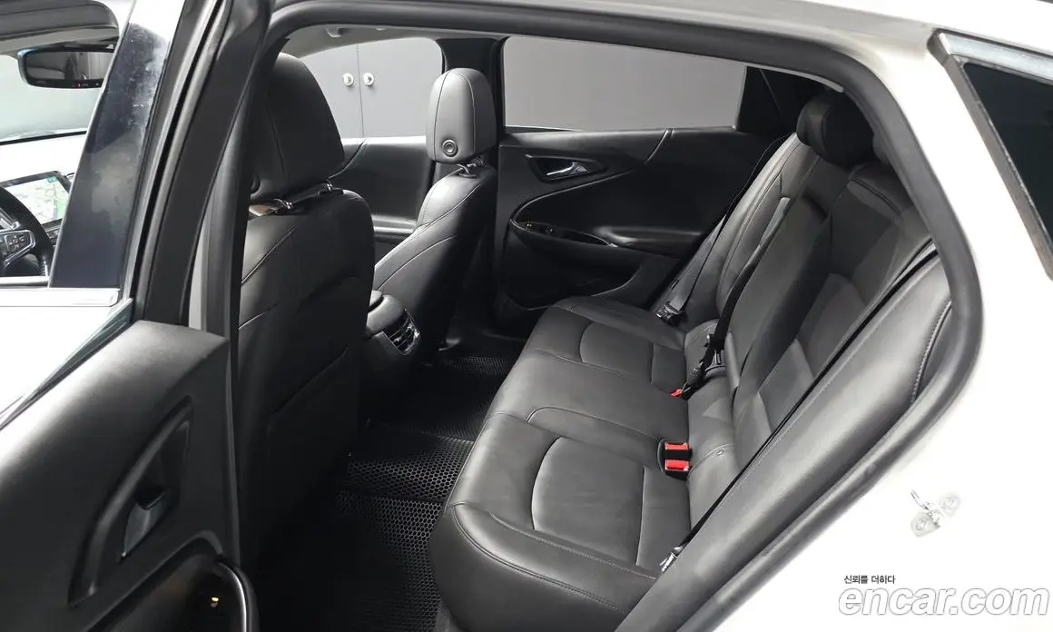 Chevrolet Malibu 2017 2.0 автомат (гидро), фото 17 Chevrolet Malibu 2017 2.0 автомат (гидро), фото 17