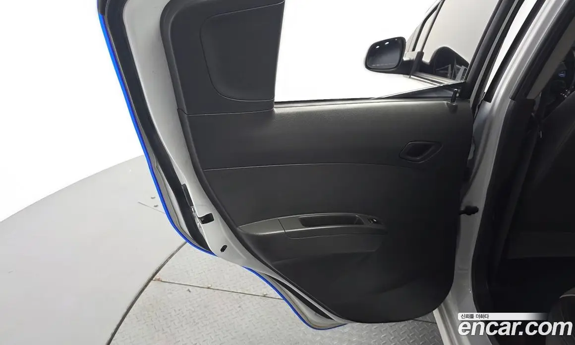 Chevrolet Spark 2012 1.0 автомат (гидро), фото 15