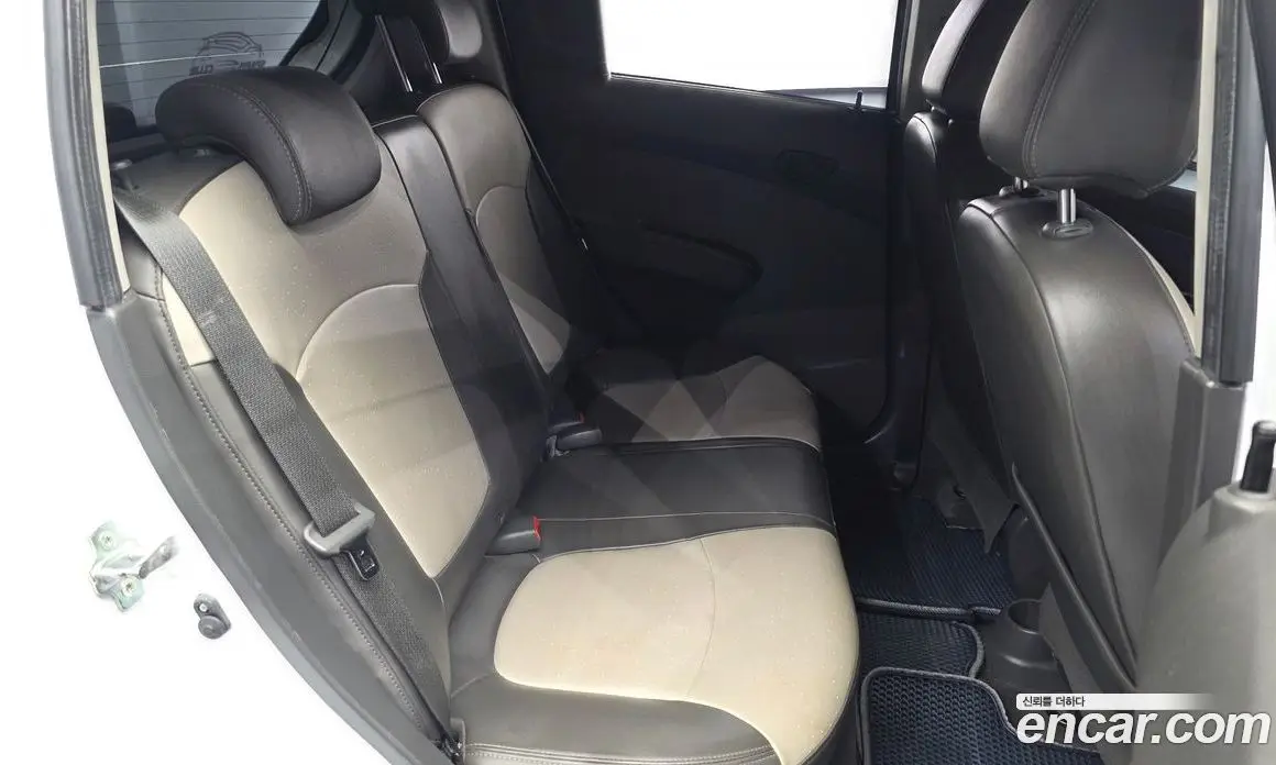 Chevrolet Spark 2012 1.0 автомат (гидро), фото 17