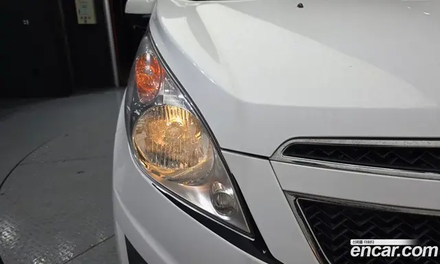Chevrolet Spark 2012 1.0 автомат (гидро), миниатюра 8