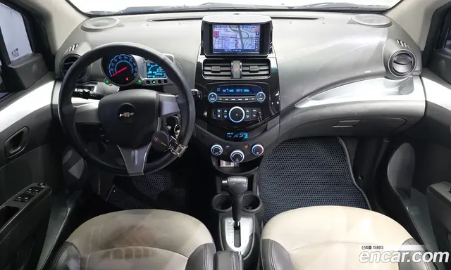 Chevrolet Spark 2012 1.0 автомат (гидро), миниатюра 10