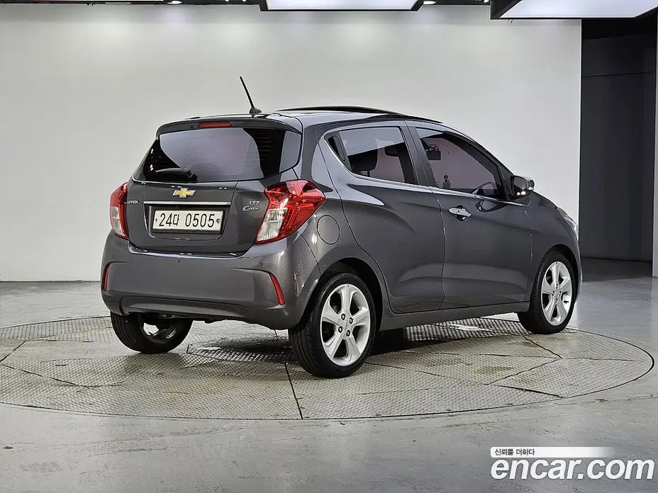 Chevrolet Spark 2015 1.0 автомат (гидро), фото 4 Chevrolet Spark 2015 1.0 автомат (гидро), фото 4