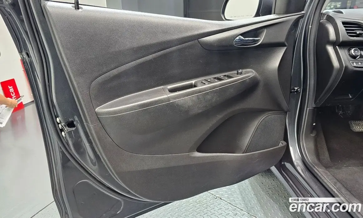 Chevrolet Spark 2016 1.0 автомат (гидро), фото 14
