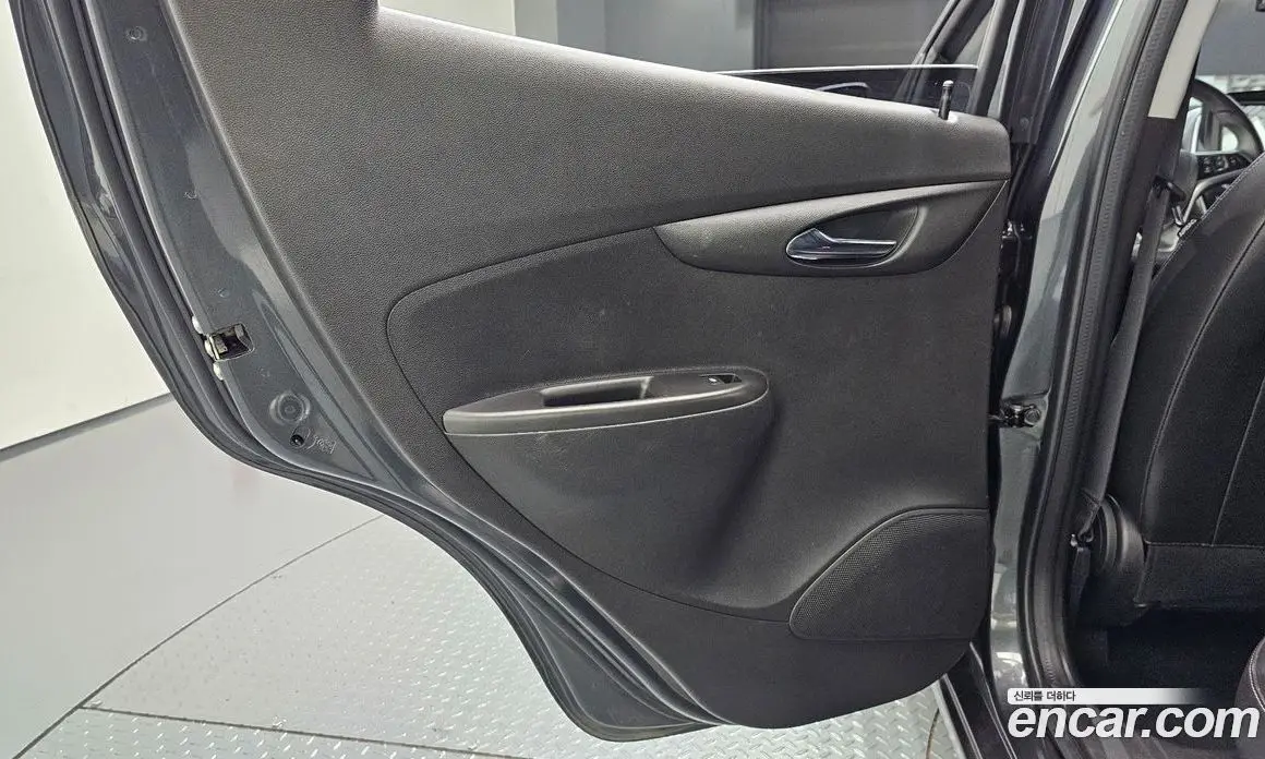 Chevrolet Spark 2016 1.0 автомат (гидро), фото 15
