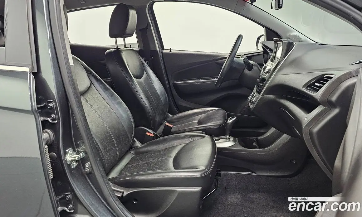Chevrolet Spark 2016 1.0 автомат (гидро), фото 16