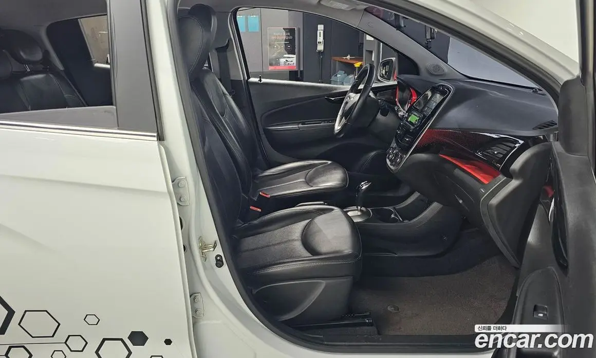 Chevrolet Spark 2016 1.0 автомат (гидро), фото 16