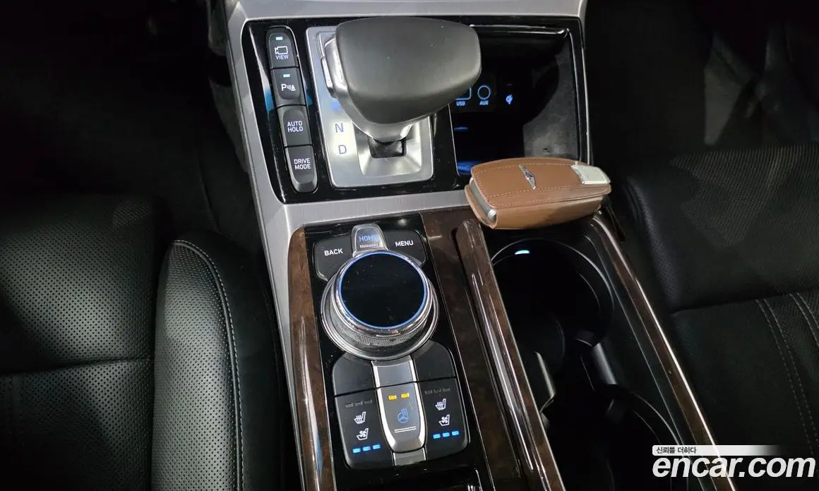 Genesis EQ900 2016 3.8 автомат (гидро), фото 12 Genesis EQ900 2016 3.8 автомат (гидро), фото 12