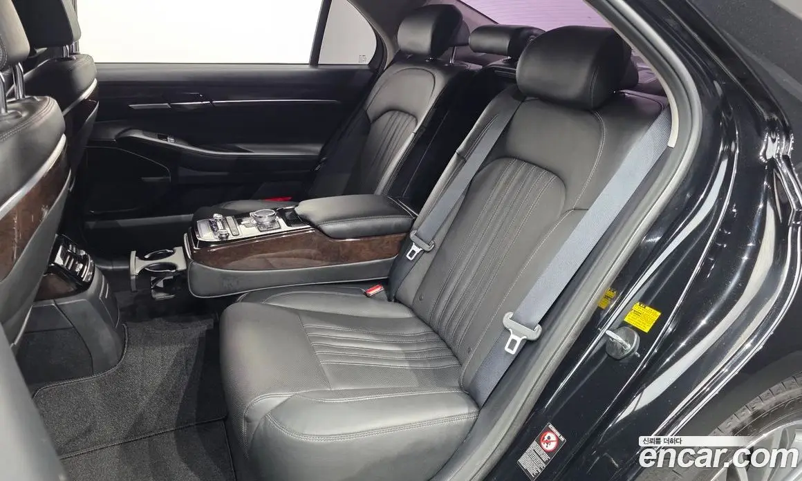 Genesis EQ900 2016 3.8 автомат (гидро), фото 16 Genesis EQ900 2016 3.8 автомат (гидро), фото 16