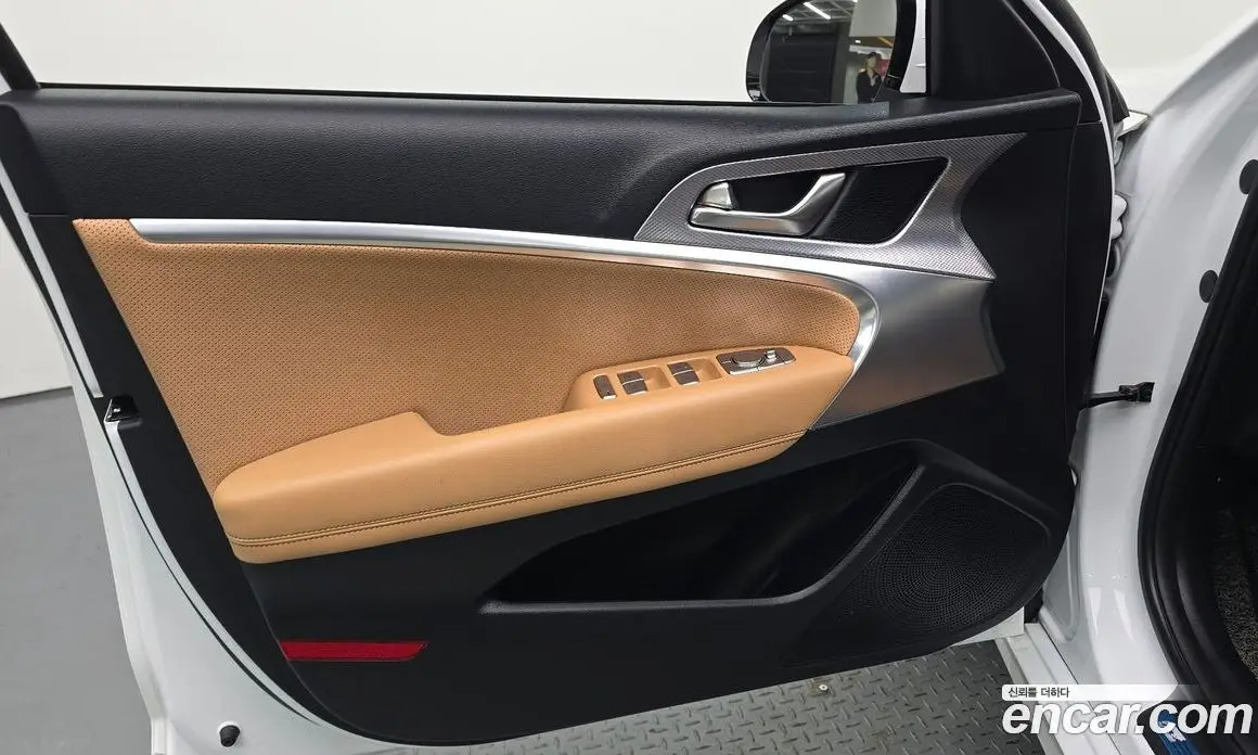 Genesis G70 2021 2.0 автомат (гидро), фото 14