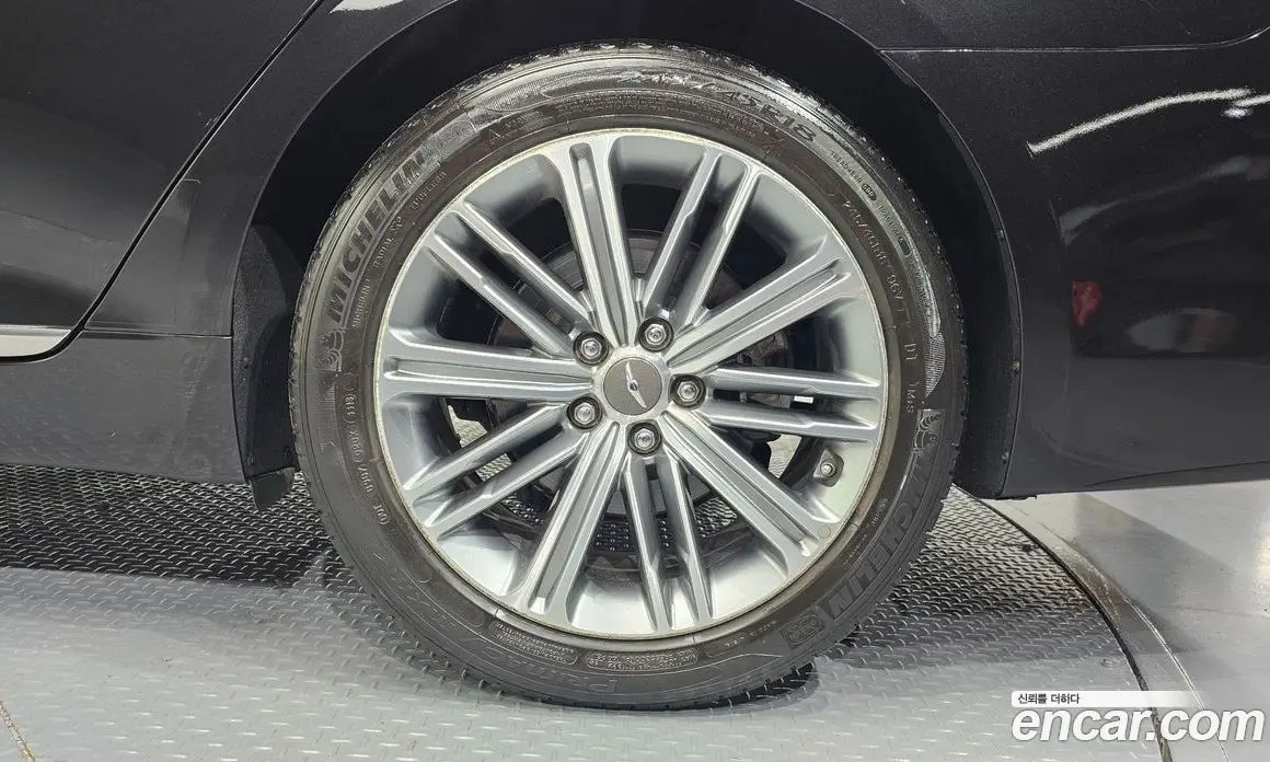 Genesis G80 2018 3.3 автомат (гидро), фото 6