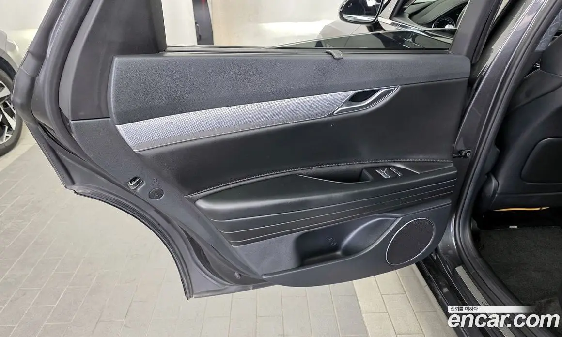 Genesis G80 2020 2.5 автомат (гидро), фото 15 Genesis G80 2020 2.5 автомат (гидро), фото 15