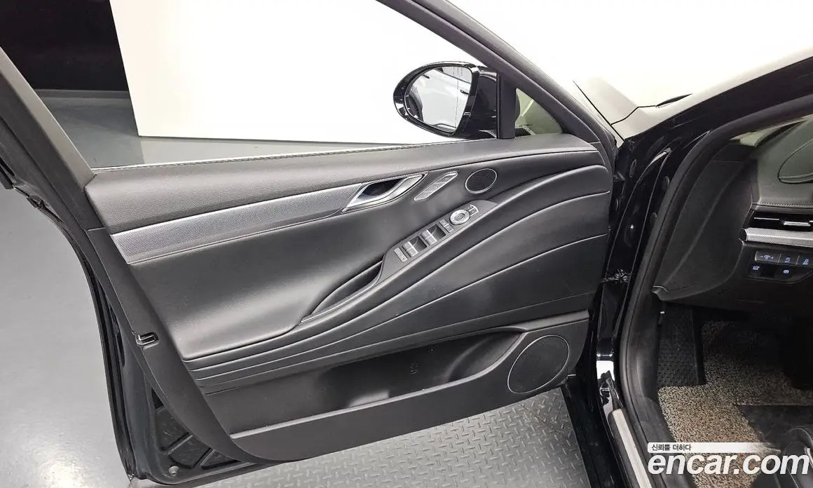 Genesis G80 2023 2.5 автомат (гидро), фото 13
