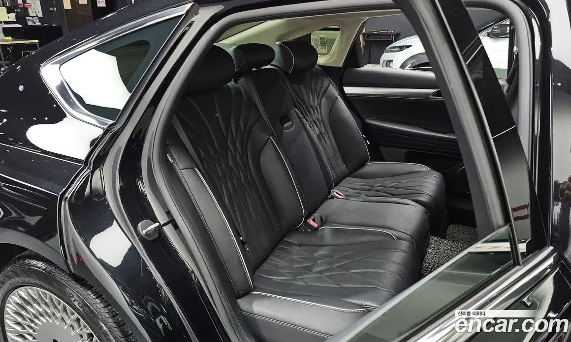 Genesis G80 2023 2.5 автомат (гидро), фото 16