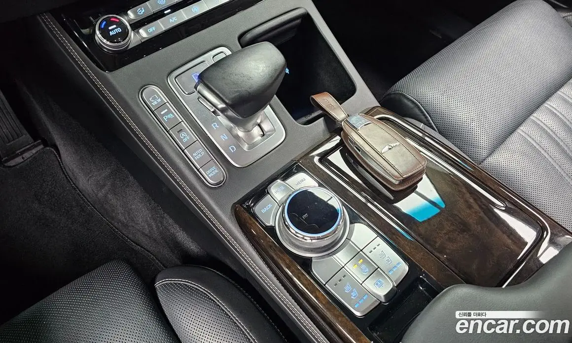 Genesis G90 2019 3.8 автомат (гидро), фото 12 Genesis G90 2019 3.8 автомат (гидро), фото 12
