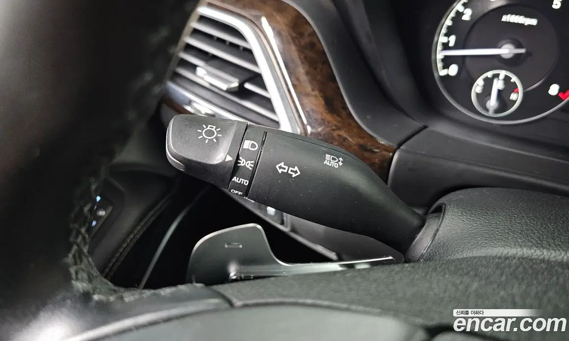 Genesis G90 2019 3.8 автомат (гидро), фото 18 Genesis G90 2019 3.8 автомат (гидро), фото 18