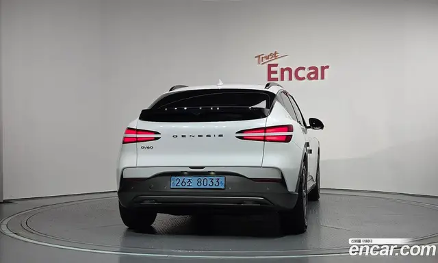 Genesis GV60 2022 0.1 автомат (гидро), миниатюра 4 Genesis GV60 2022 0.1 автомат (гидро), миниатюра 4