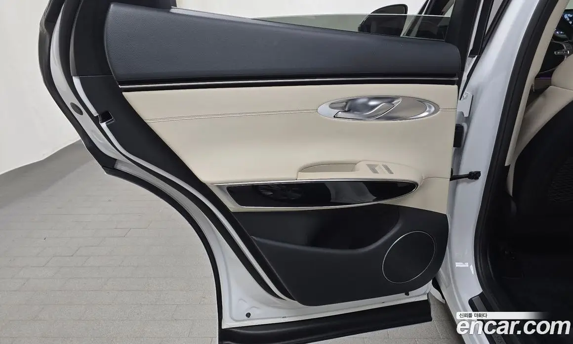 Genesis GV70 2021 2.2 автомат (гидро), фото 14