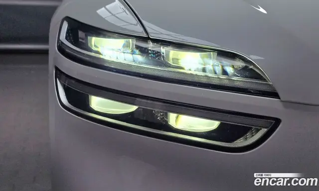 Genesis GV70 2021 2.2 автомат (гидро), миниатюра 7