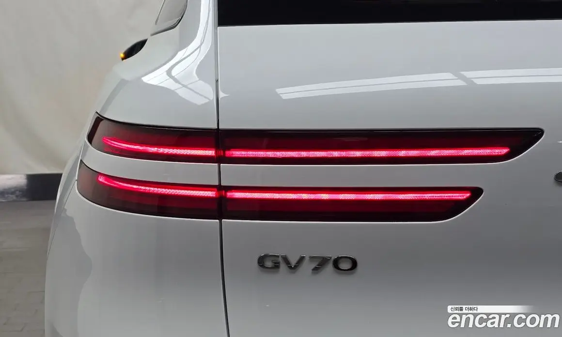 Genesis GV70 2021 2.2 автомат (гидро), фото 8