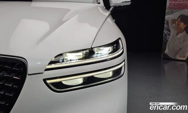 Genesis GV70 2022 2.5 автомат (гидро), миниатюра 8 Genesis GV70 2022 2.5 автомат (гидро), миниатюра 8