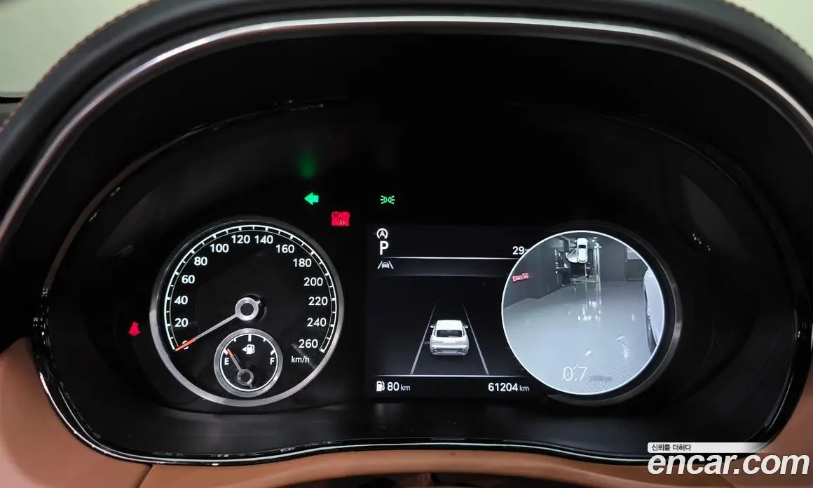 Genesis GV70 2022 2.5 автомат (гидро), фото 10 Genesis GV70 2022 2.5 автомат (гидро), фото 10