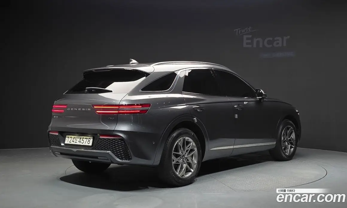 Genesis GV70 2022 2.2 автомат (гидро), фото 2 Genesis GV70 2022 2.2 автомат (гидро), фото 2