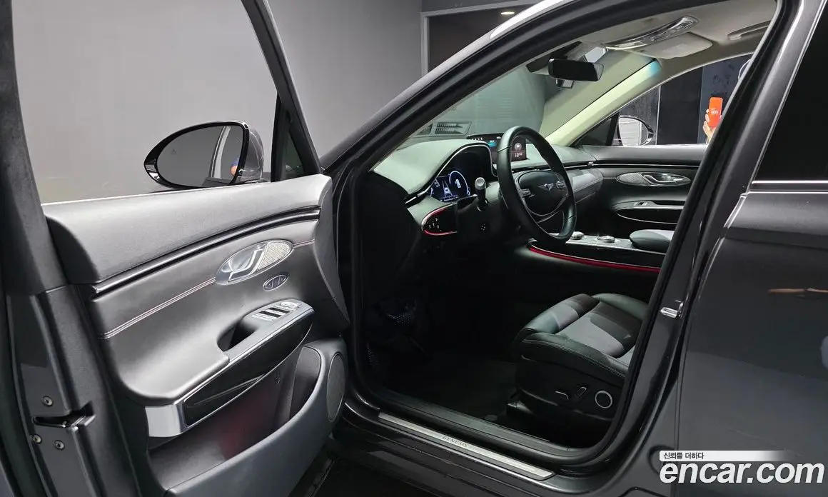 Genesis GV70 2022 2.2 автомат (гидро), фото 13 Genesis GV70 2022 2.2 автомат (гидро), фото 13