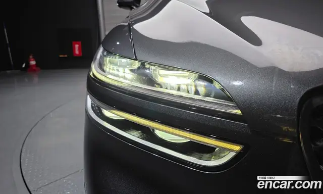 Genesis GV70 2022 2.2 автомат (гидро), миниатюра 8 Genesis GV70 2022 2.2 автомат (гидро), миниатюра 8