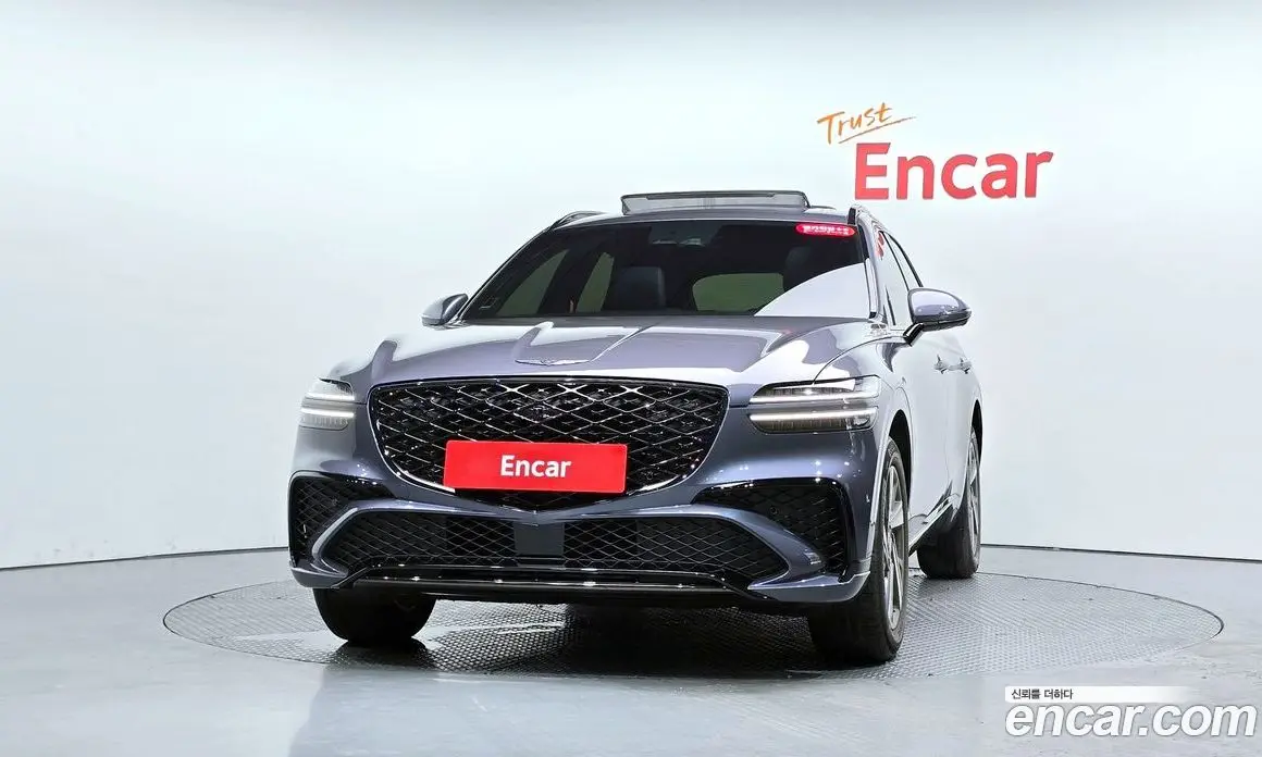 Genesis GV70 2024 2.5 автомат (гидро), фото 2 Genesis GV70 2024 2.5 автомат (гидро), фото 2