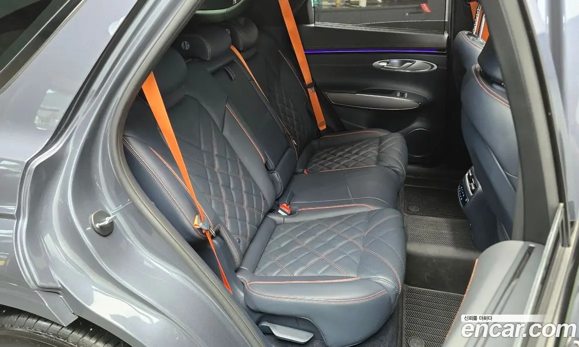Genesis GV70 2024 2.5 автомат (гидро), фото 16 Genesis GV70 2024 2.5 автомат (гидро), фото 16