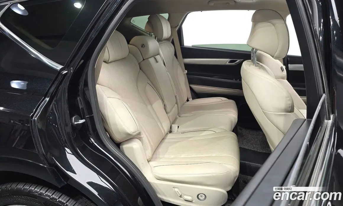Genesis GV80 2022 2.5 автомат (гидро), фото 17 Genesis GV80 2022 2.5 автомат (гидро), фото 17
