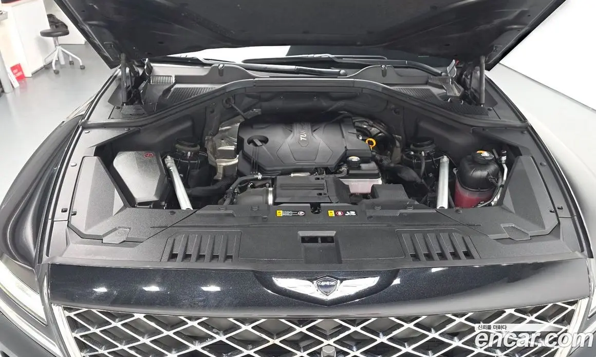 Genesis GV80 2022 2.5 автомат (гидро), фото 6 Genesis GV80 2022 2.5 автомат (гидро), фото 6