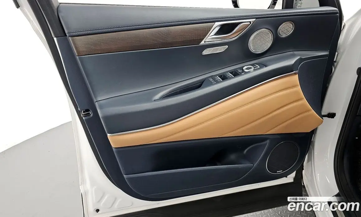 Genesis GV80 2023 3.0 автомат (гидро), фото 14